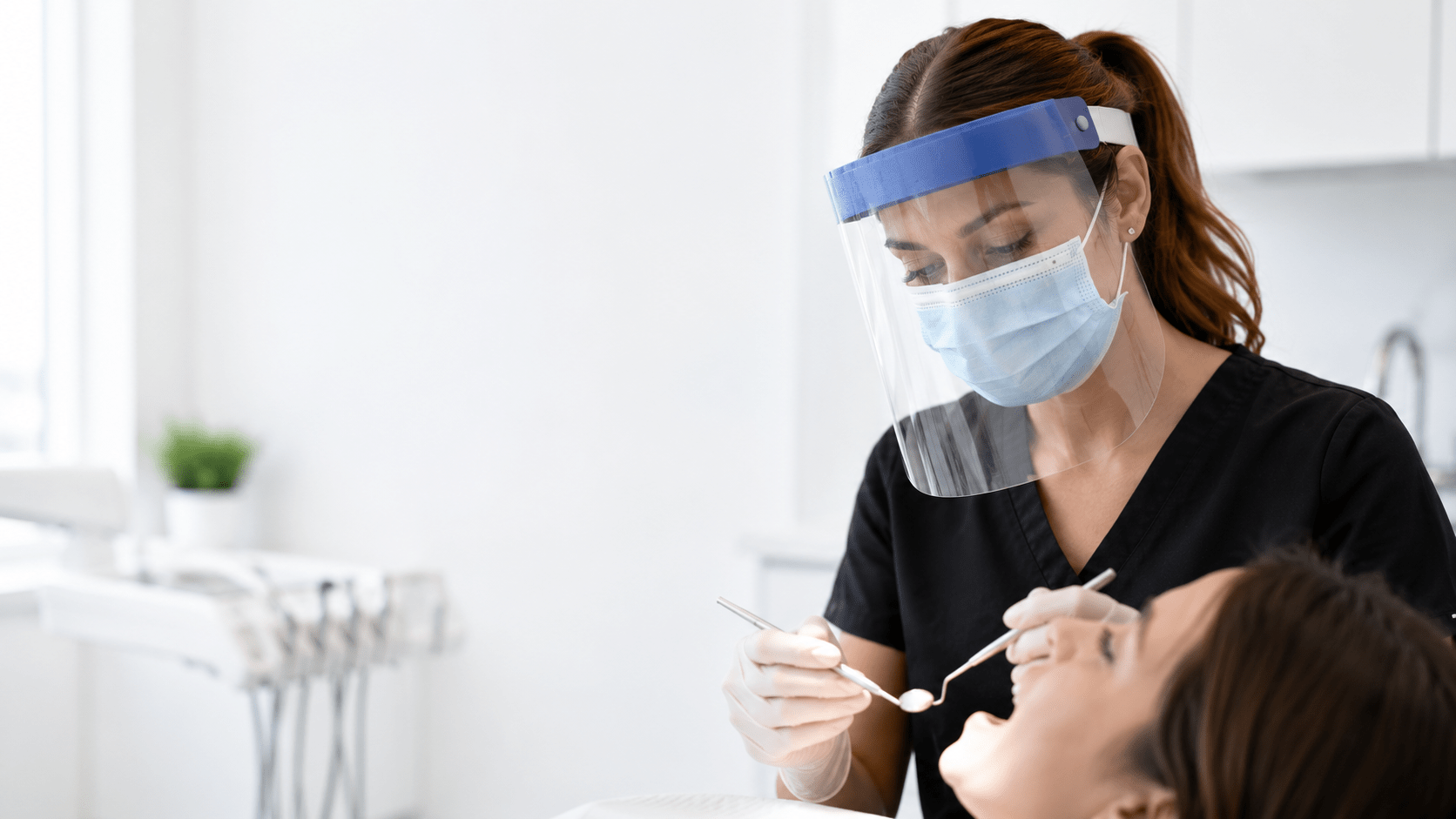The Complete Guide to Dental Face Shields (2026) - Breezy Face